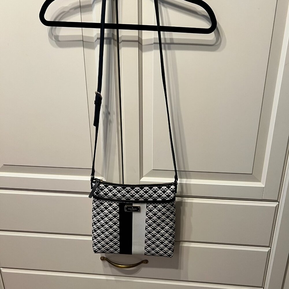 KATE SPADE NEW YORK‎ “Penn Place Keisha” Crossbody Bag (Retired) BEAUTIFUL! - Picture 9 of 14